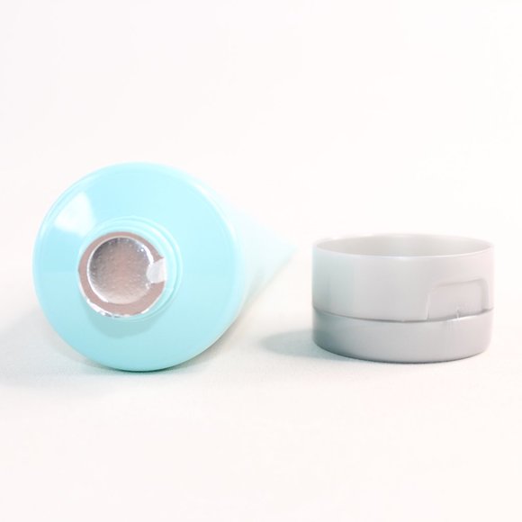 TULA Purifying Face Cleanser Probiotic Technology - Picture 3 of 5